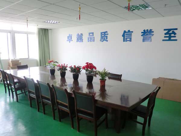 生產(chǎn)車間，研發(fā)人員開會廳